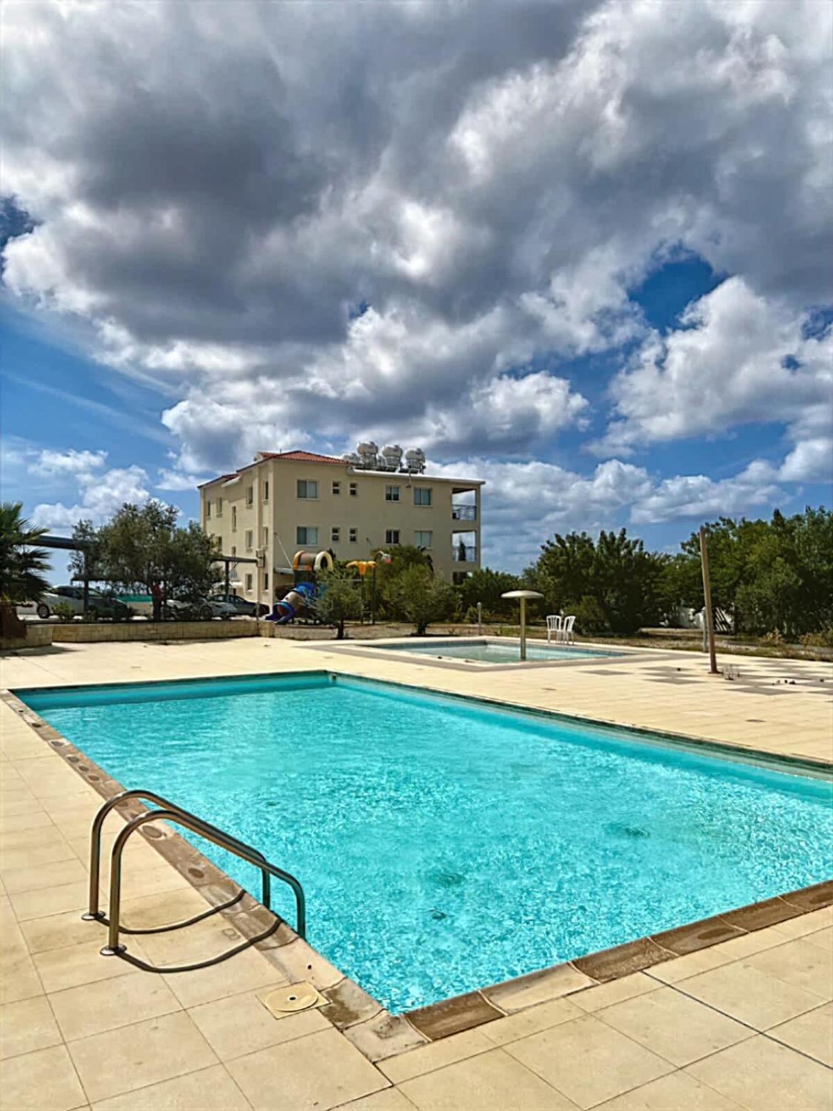 Spacious Sea View Apartment Klorakas Екстериор снимка