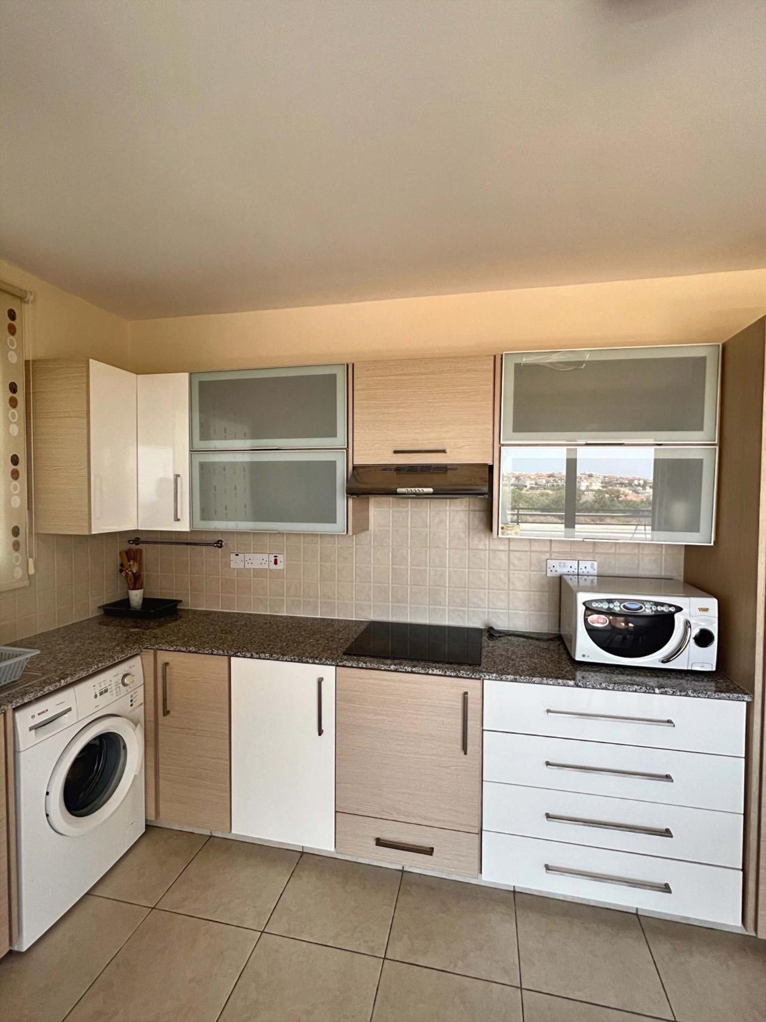 Spacious Sea View Apartment Klorakas Екстериор снимка