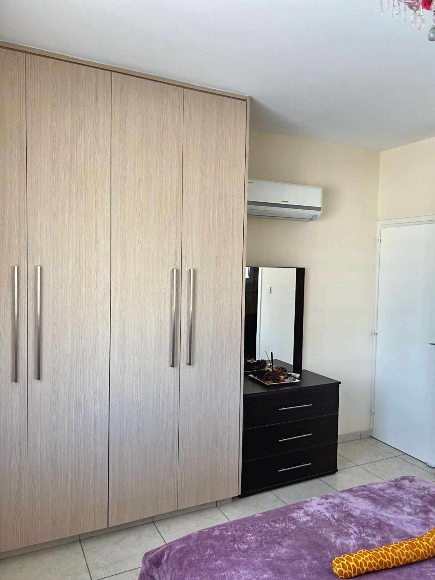 Spacious Sea View Apartment Klorakas Екстериор снимка
