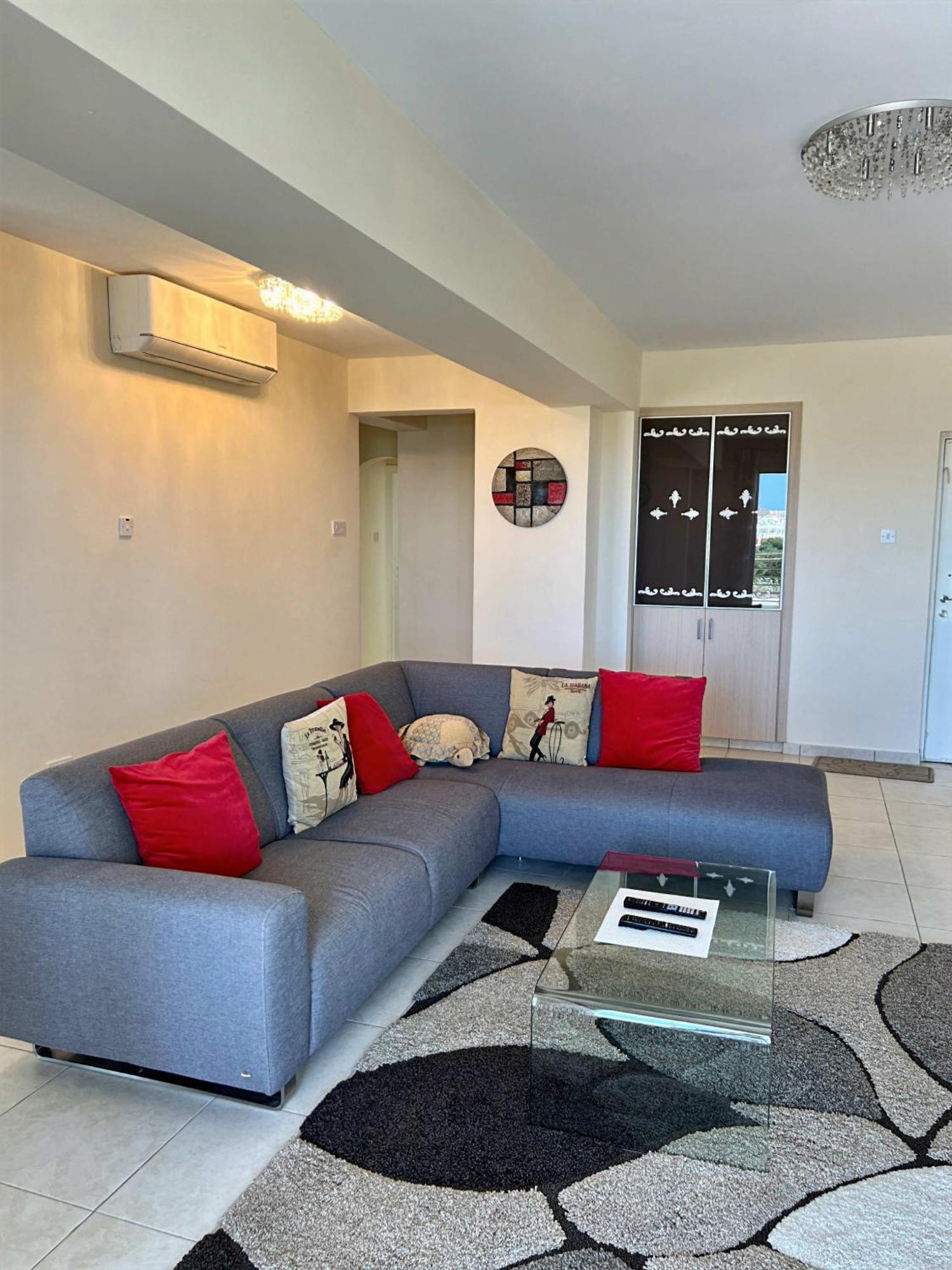 Spacious Sea View Apartment Klorakas Екстериор снимка